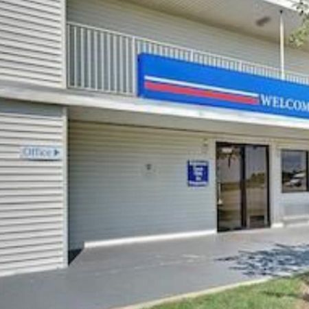 Motel 6 Chicago Southwest - Aurora Extérieur photo