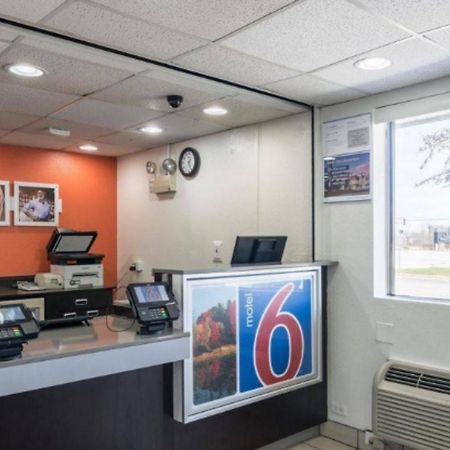 Motel 6 Chicago Southwest - Aurora Extérieur photo