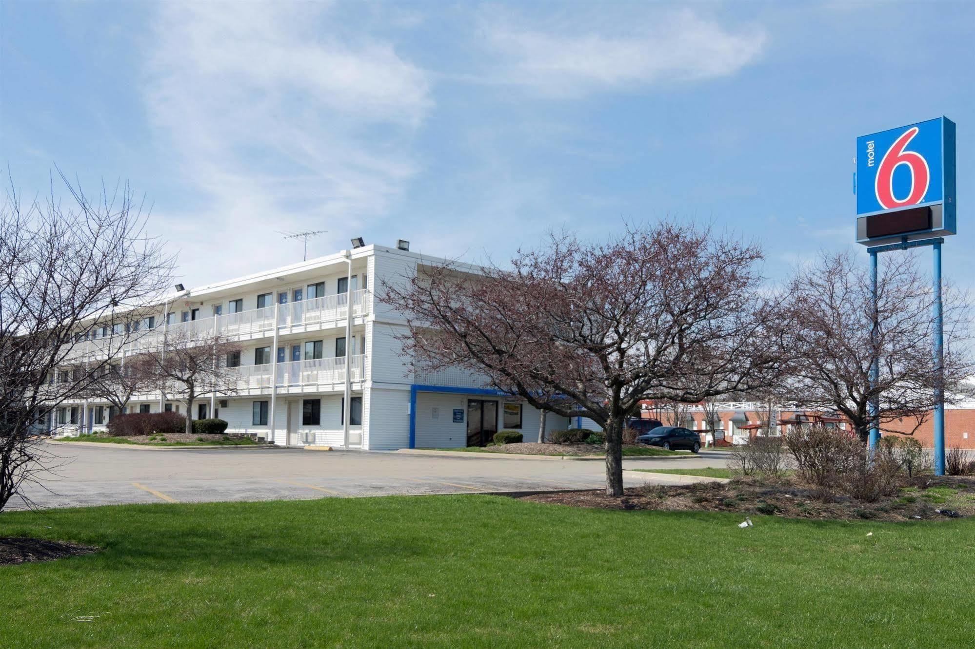 Motel 6 Chicago Southwest - Aurora Extérieur photo